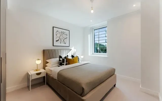 LH-Grand Central Apartments 2