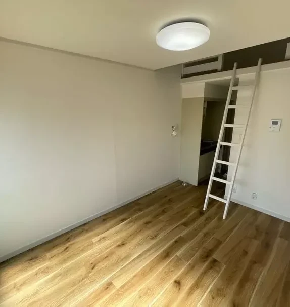 AP681 Bell House 203