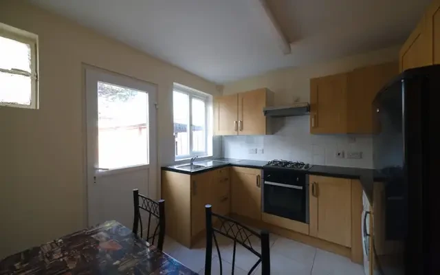 apartment in Stratford 0