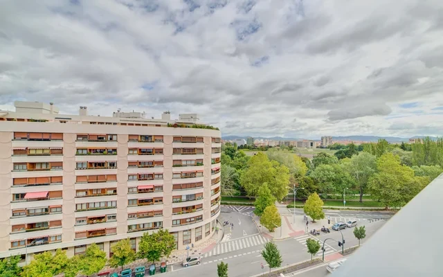 Piso moderno y centrico con terraza 3