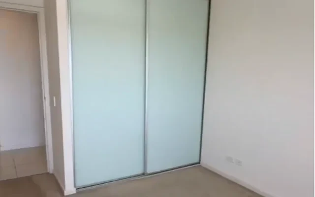 3 George Julius Ave 1