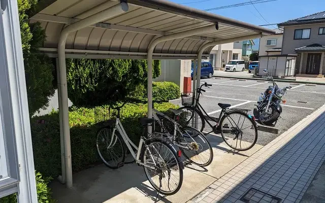 レオパレスメープル 4