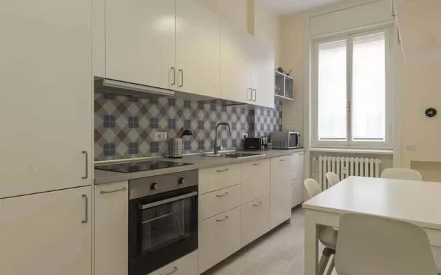 modern 2-bed apartment w/balcony 2