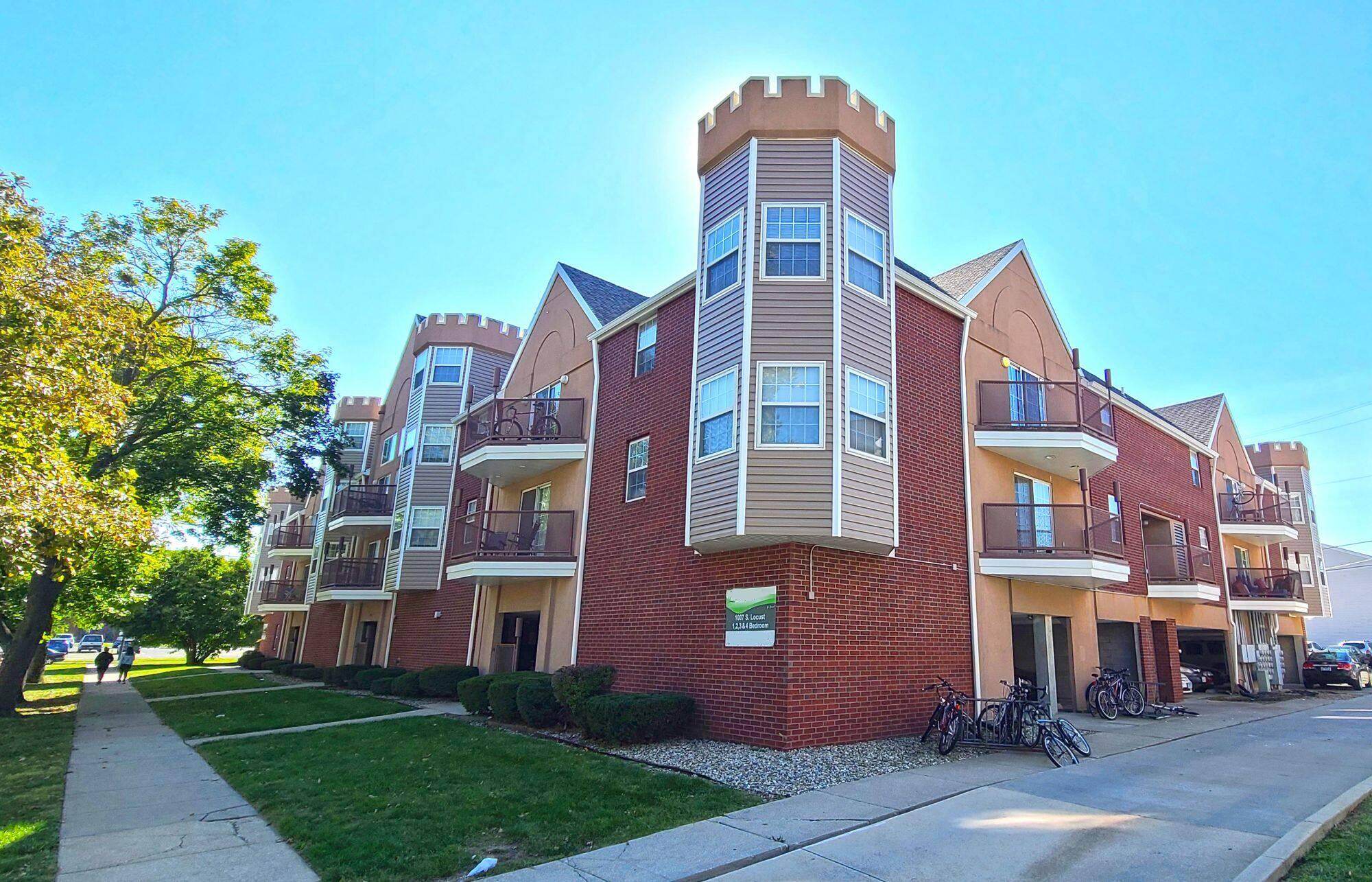 1007 S. Locust St Champaign IL