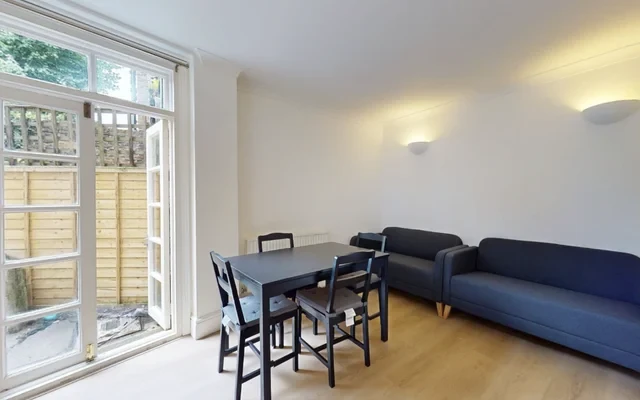 LH-Cloudesley Mansions 0