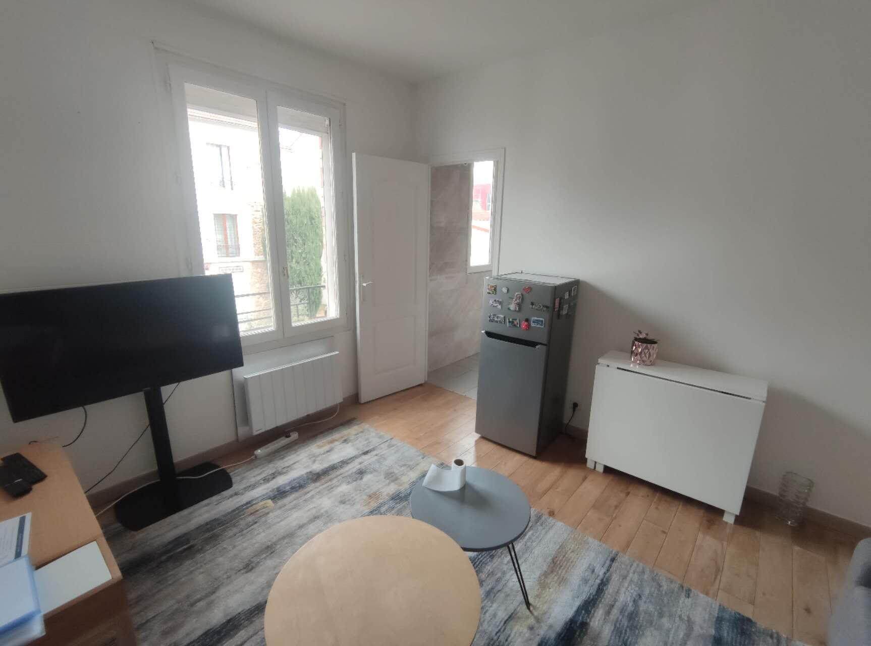 Issy-les-Moulineaux 92e·30m²·F2·Appartement·With furniture