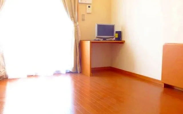 レオパレスつくば 4