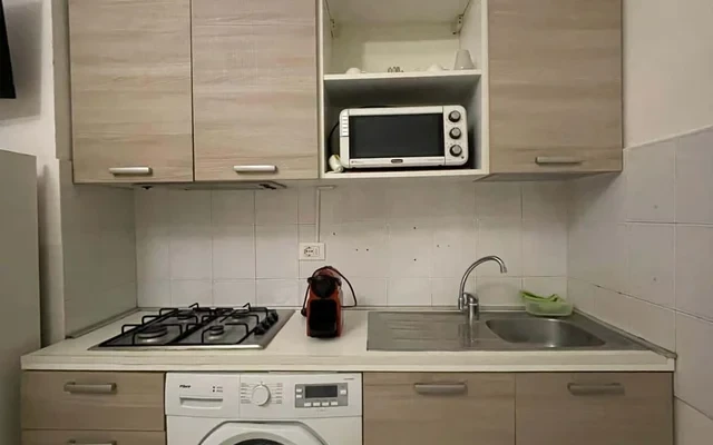 Apartment in Via Giovanni Antonio Amadeo, Milano for 35 m² 0