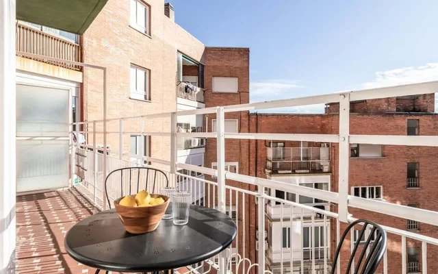 Castizo - 3 bedroom in Chamartin 1