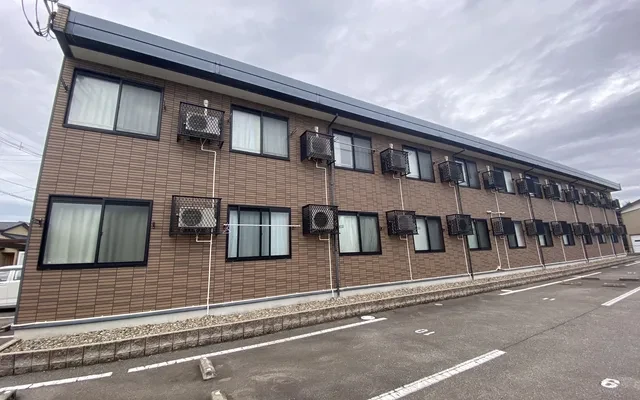 フーズフーⅡ - 小松市の学生向け宿泊施設 - 107号房间(带独立厨房)