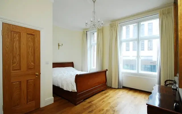 Iverna Court, Kensington, W8 0