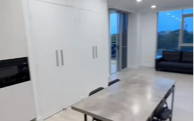 11 Studio Drive 3