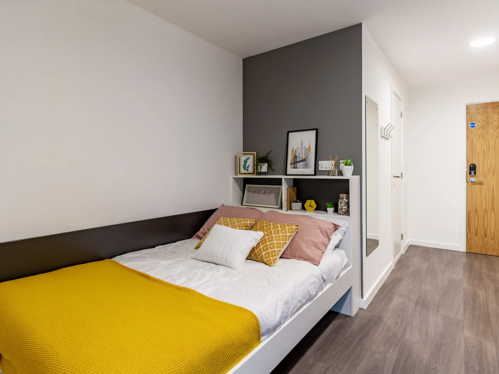 uhomes.com | Student Accommodation, Housing, Flats, Apartments for Rent