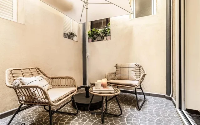 Galez - Studio and terrace in Rios Rosas 3