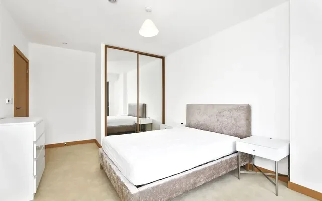 River Heights, Stratford Riverside E15 3