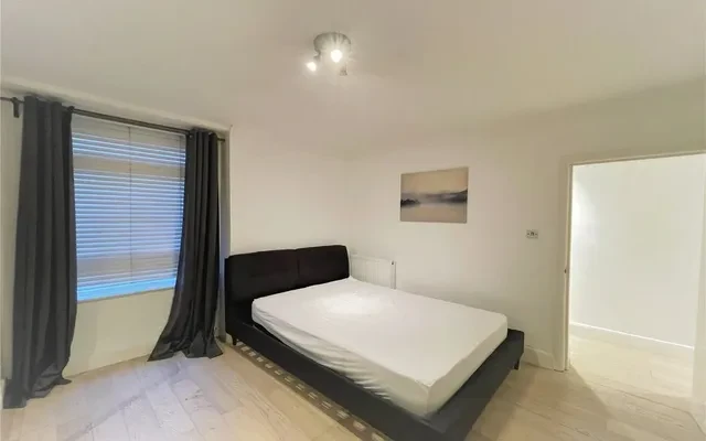 LH-Gloucester Terrace - London student accommodation