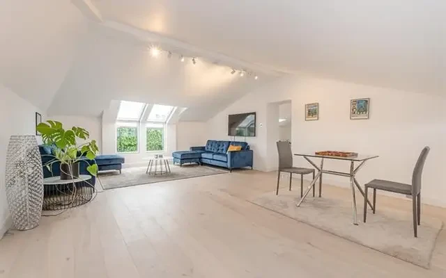Belgrave Road, London, SW1V 1RG 0