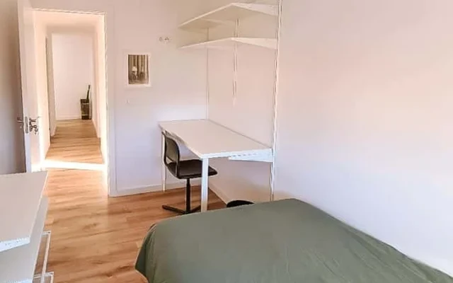 Piso de 4 habitaciones en Camins Al Grau 3