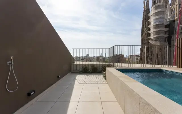 apartment in La Sagrada Família (Eixample) 1