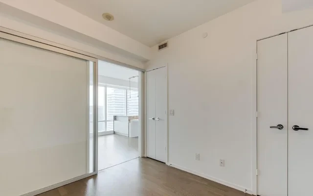 1 Bloor Street 3
