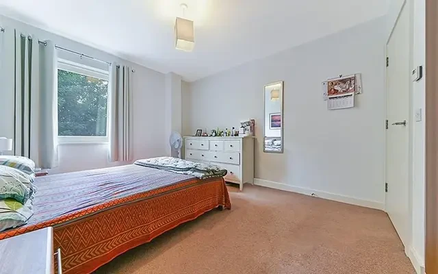 Forge Square,  London, E14 3GU 4