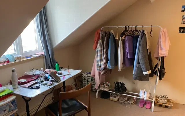 Nice private single bedroom in a Student House 113 2