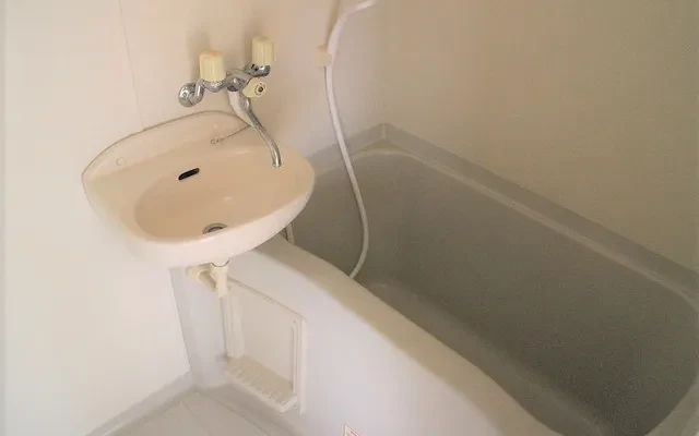 レオパレスジュネス 3