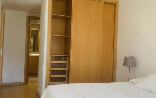 One-bedroom Apartment in Avenida Dom Joao II, Lisbon 1