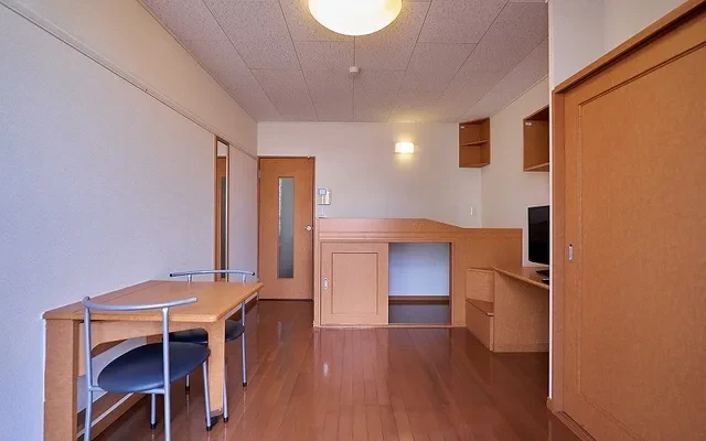 レオパレスアノーリバー住吉 - Tsu student accommodation - 106号房间(带独立厨房)