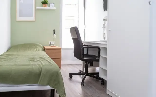 Cozy single bedroom - Zaragoza student accommodation - Single bedroom