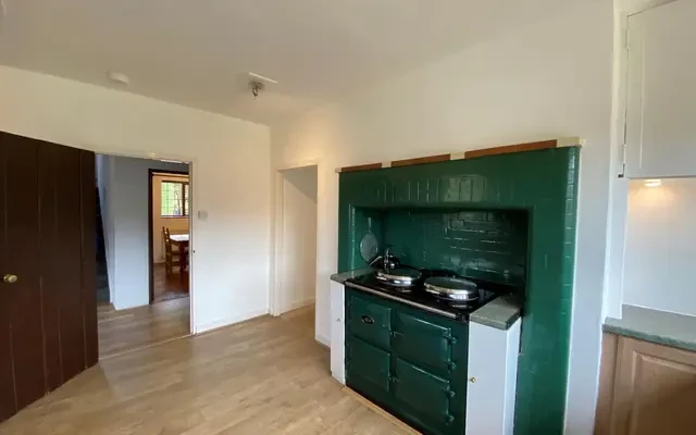 Watling Street, Cobham, Gravesend, Kent, DA12 3BH 3