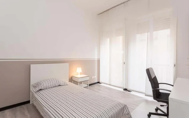 VIA VINCENZO MONTI 41 <br> SHARED ROOM D1 - Bed A 0
