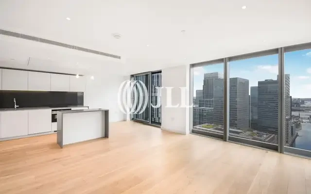 Landmark Pinnacle, London E14 0