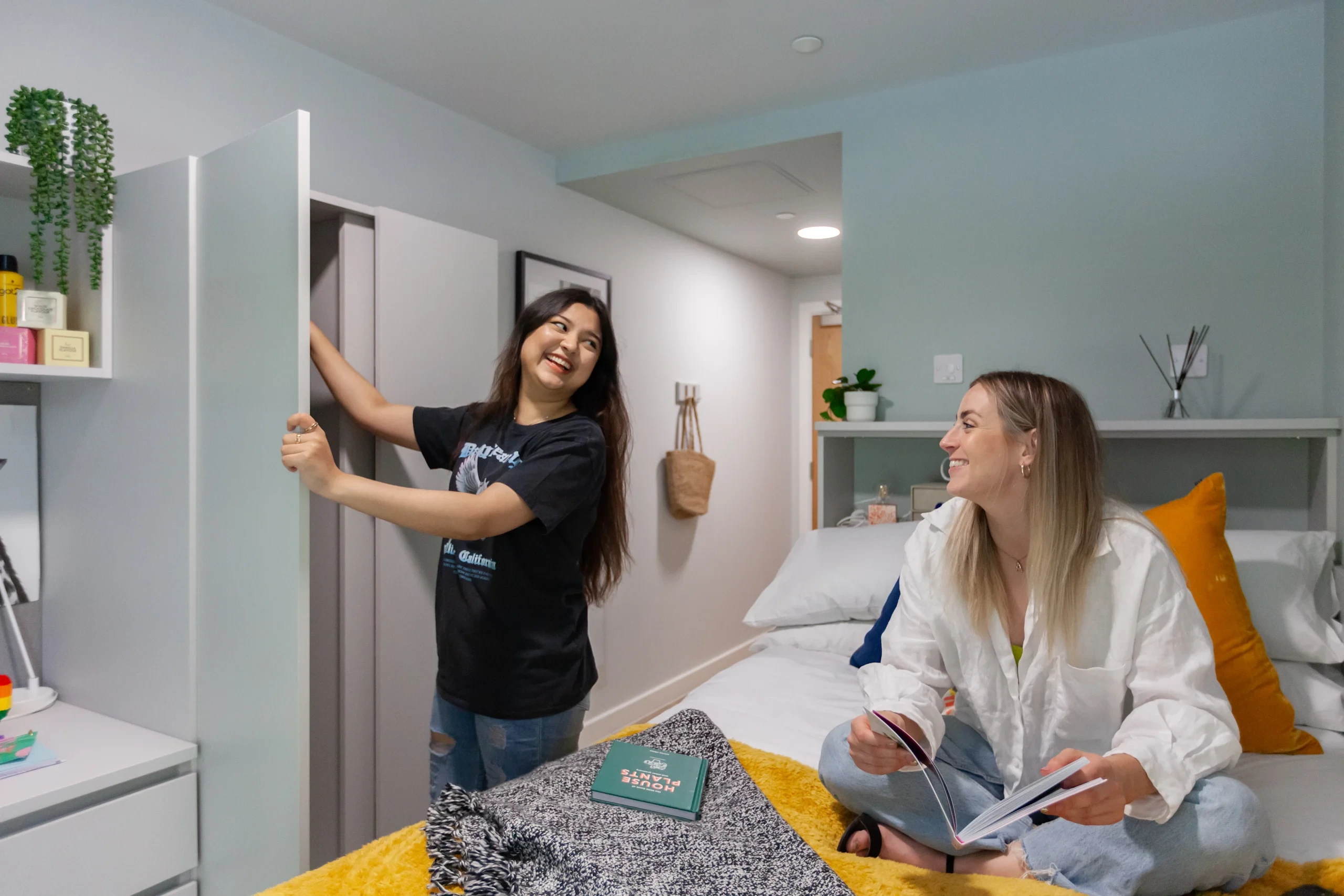 uhomes.com | Student Accommodation, Housing, Flats, Apartments for Rent