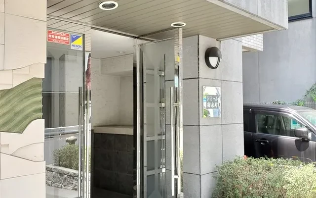Domir Kinshicho 801 0