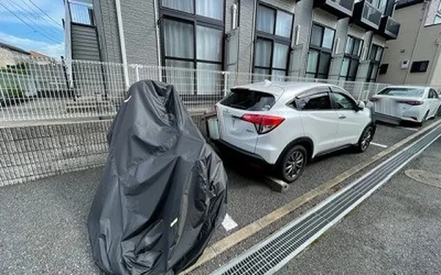 レオパレスエスベランサ 1