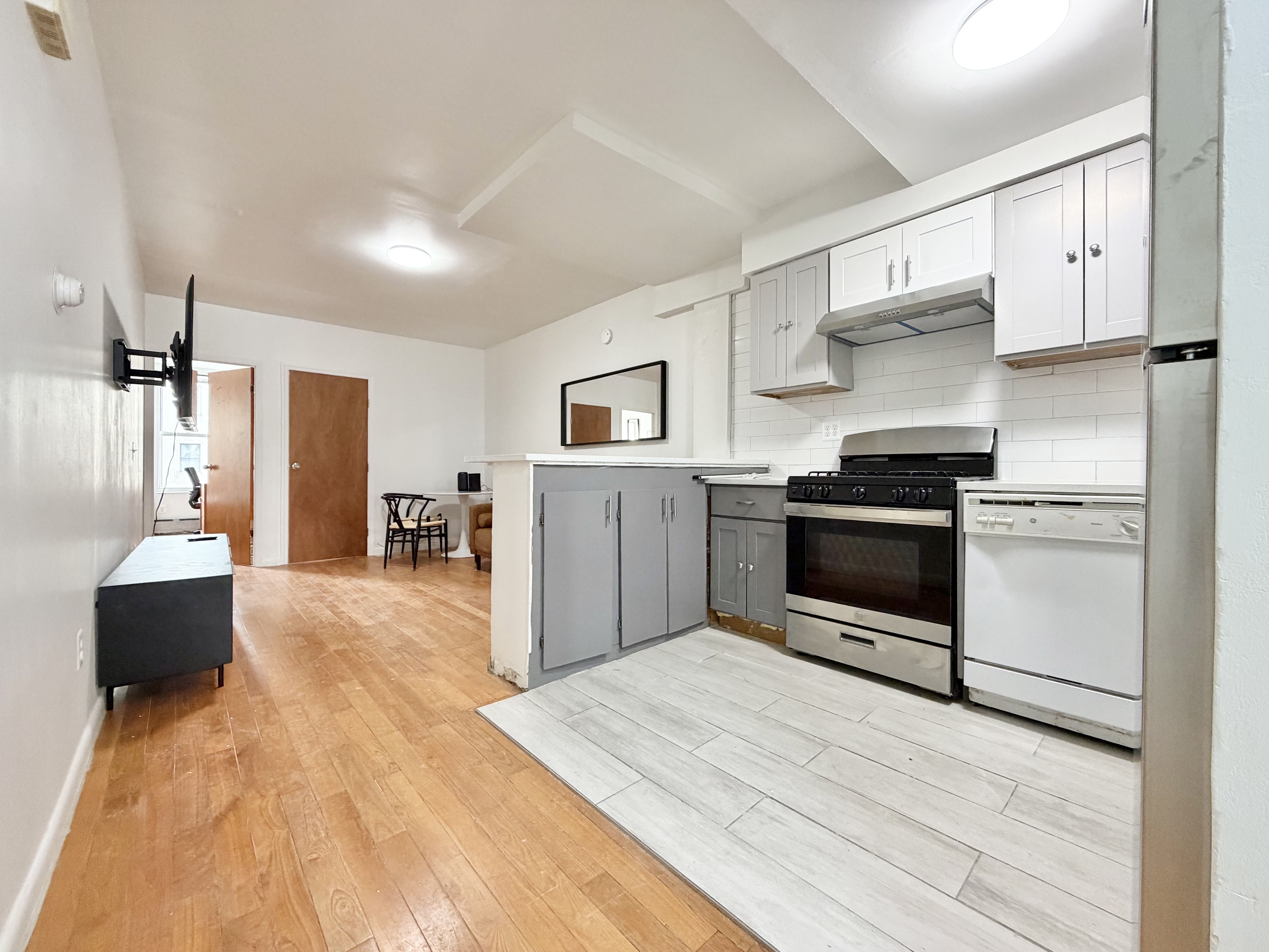 1993 3rd Avenue, New York 2