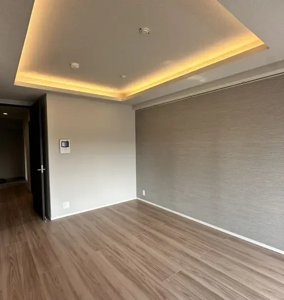 DASH LIVING AOYAMA