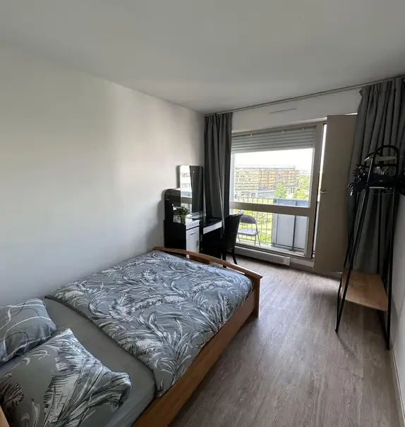 Creteil 94e·11m²·F1·Une chambre （Colocation）·With furniture