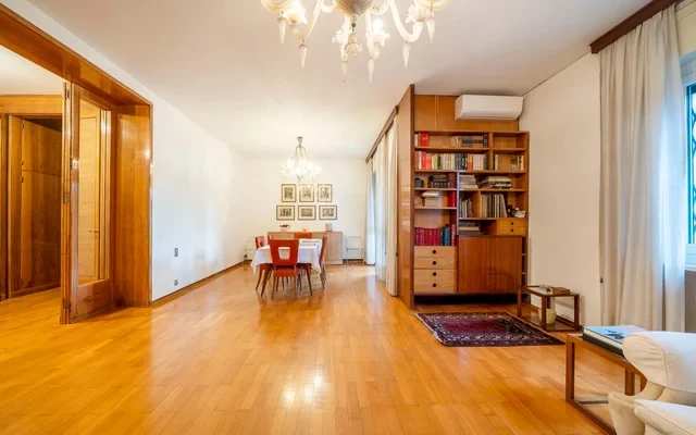 Apartment in Viale Duilio, Milano for 184 m² with 4 bedrooms 1