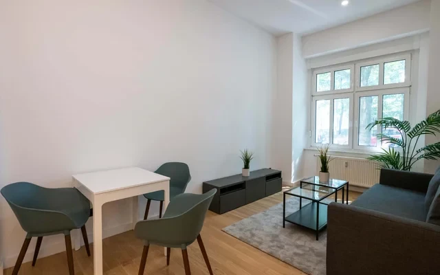 Furnished apartment in the popular Gleimviertel – first occupancy after renovation 3