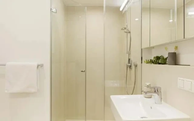 Business Apartment 3