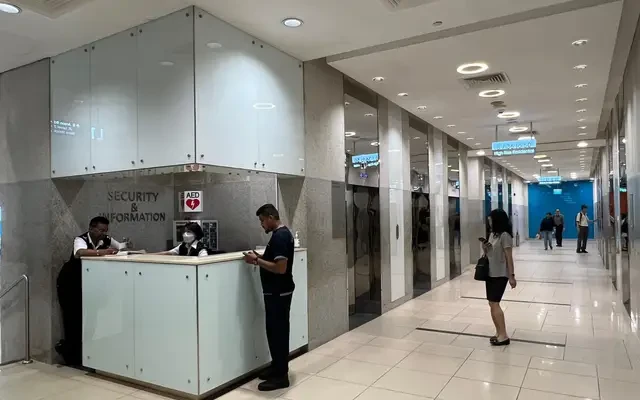 International Plaza - HC 4