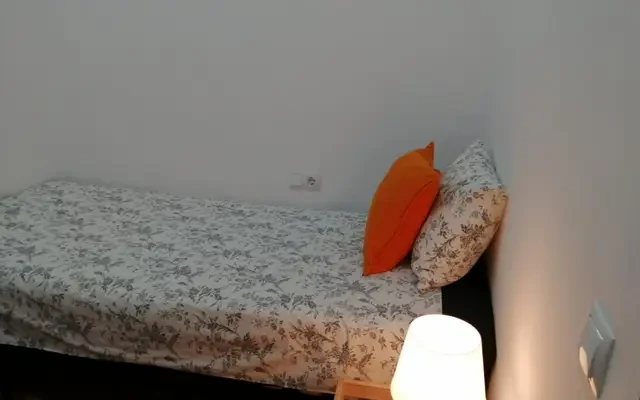 Individual bedroom in a shared flat, only women 3