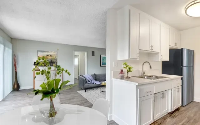 Woodman Apartments 0