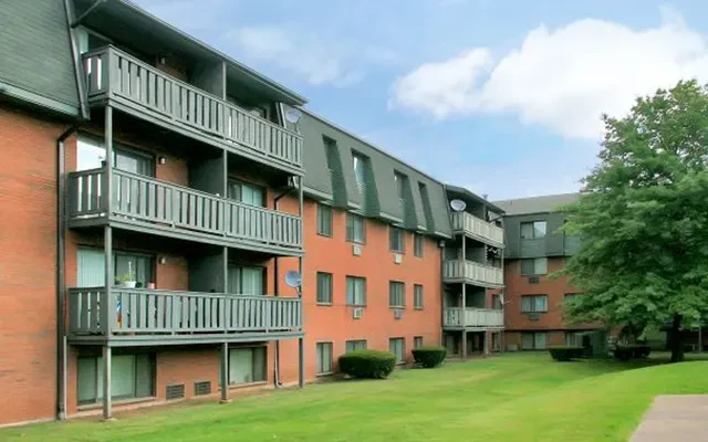 Pebblebrook Apartments 1