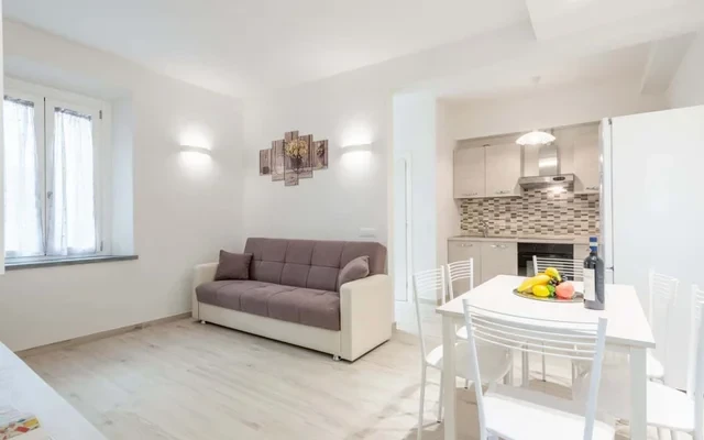 Stibbert Apartment 1