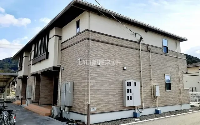スマイリーハウス宇和 Ⅱ 2階 - Seiyo student accommodation