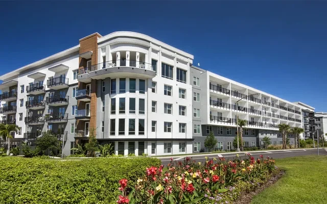 Tampa Luxury Apartments 0
