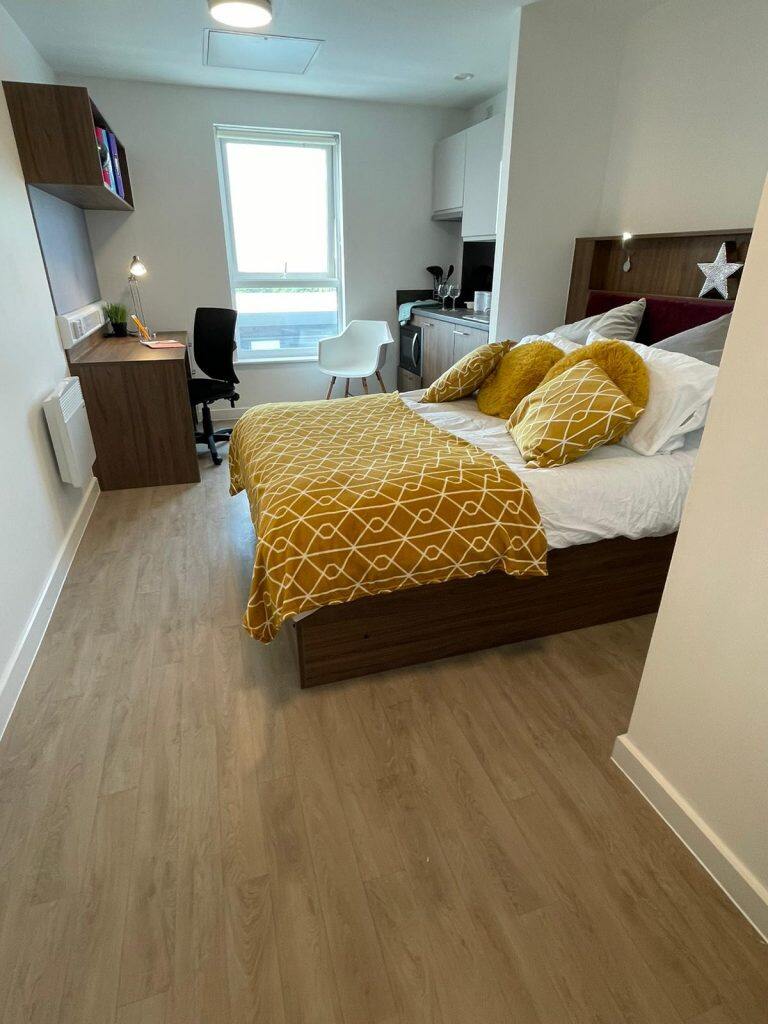 LIV Phoenix Place